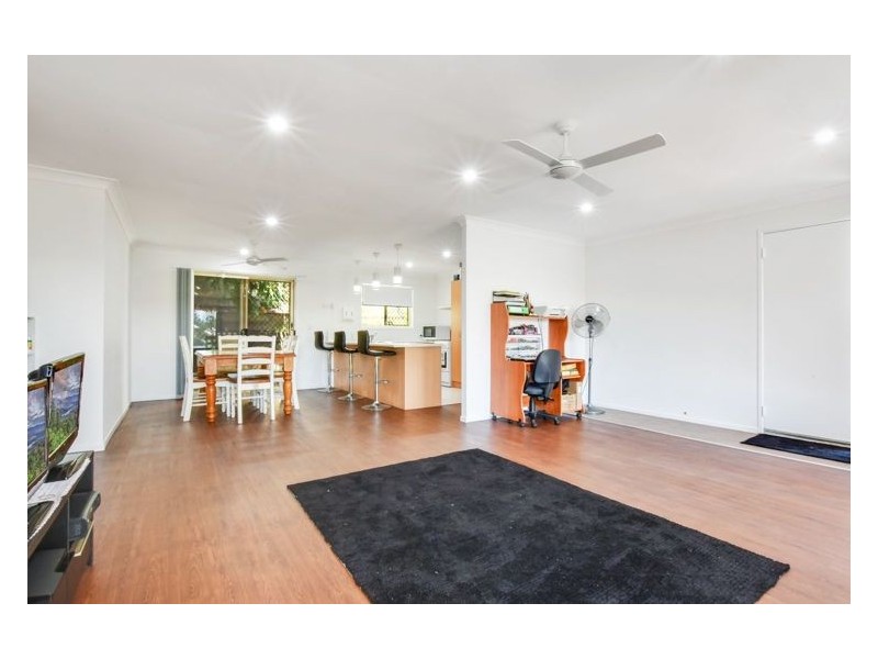 5 Satinwood Court, Caloundra West QLD 4551