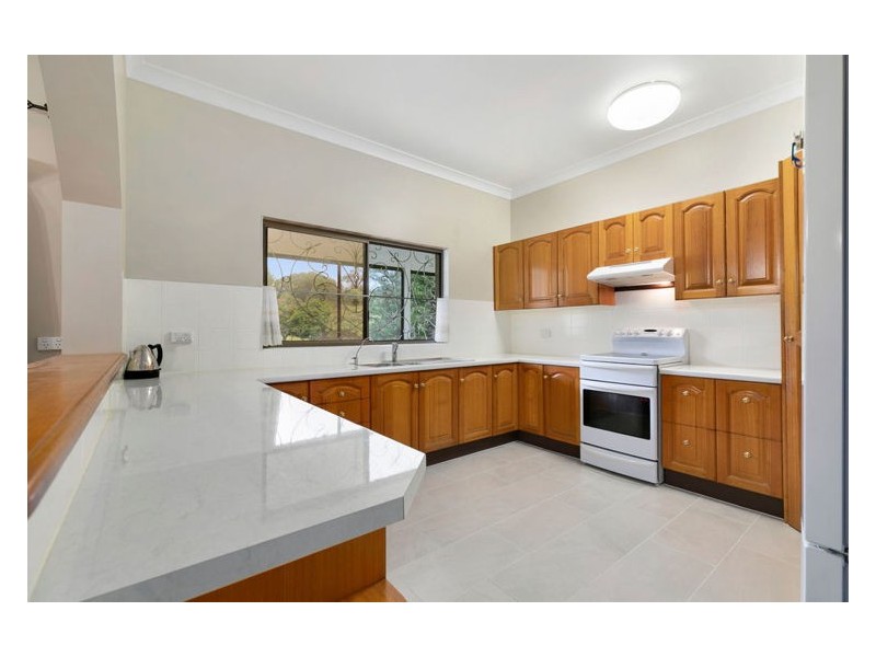 5 Angus Crescent, Kureelpa QLD 4560