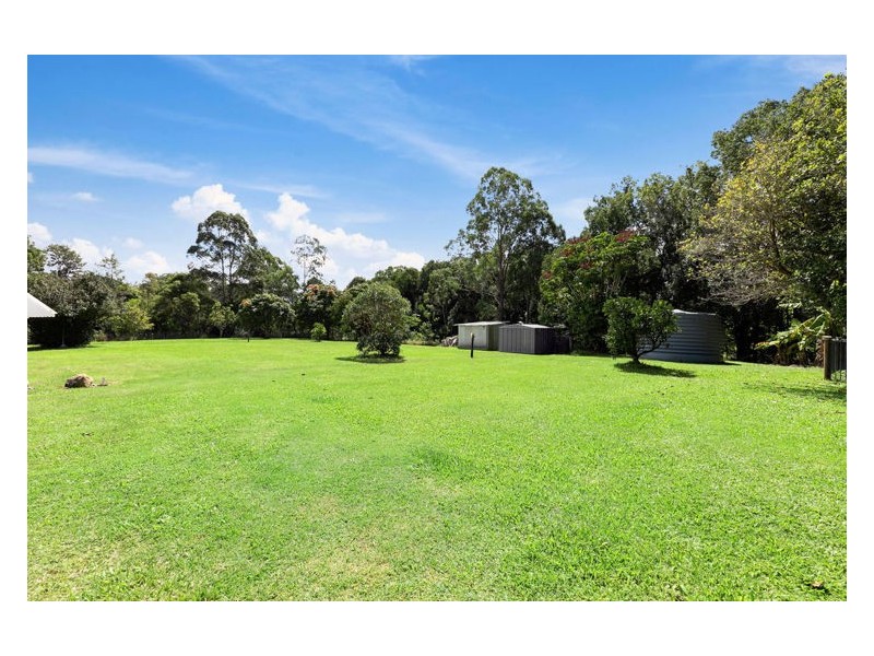 5 Angus Crescent, Kureelpa QLD 4560