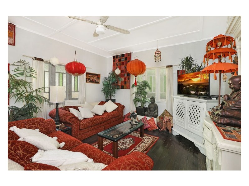 23 Petrie Creek Road, Nambour QLD 4560