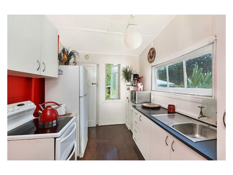 23 Petrie Creek Road, Nambour QLD 4560