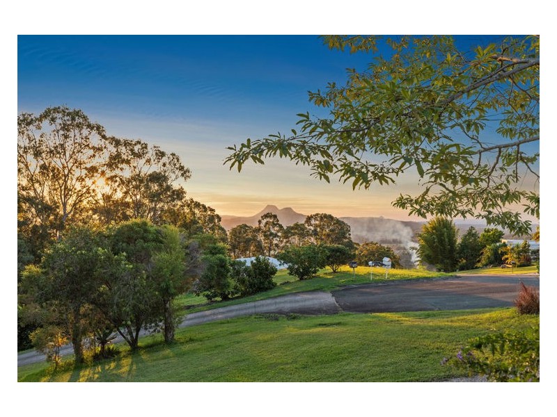 52 Honeydew Place, Ninderry QLD 4561