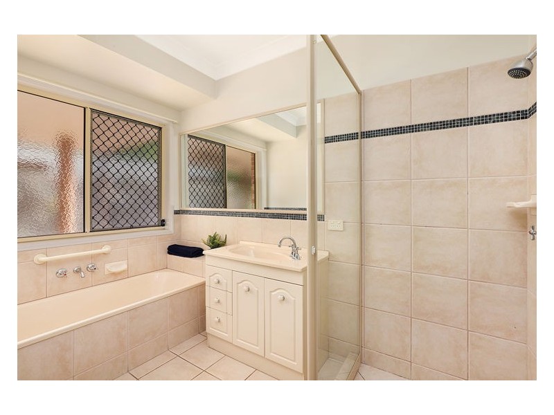 16 Albatross Ave, Nambour QLD 4560