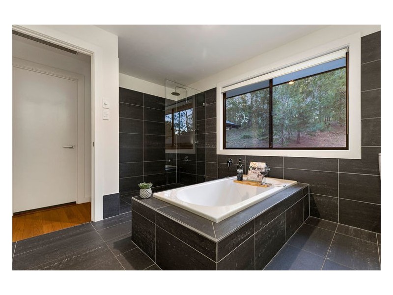 7 Inverleigh Court, Beerwah QLD 4519