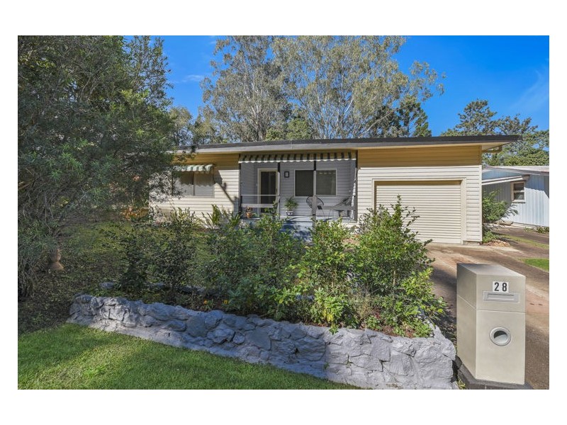 28 Girraween Drive, Nambour QLD 4560
