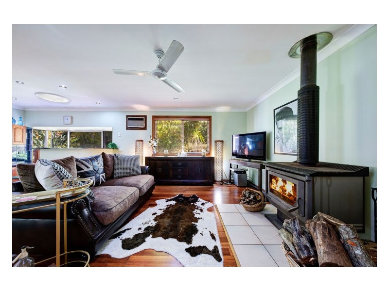569 Paynters Creek Road, Rosemount QLD 4560