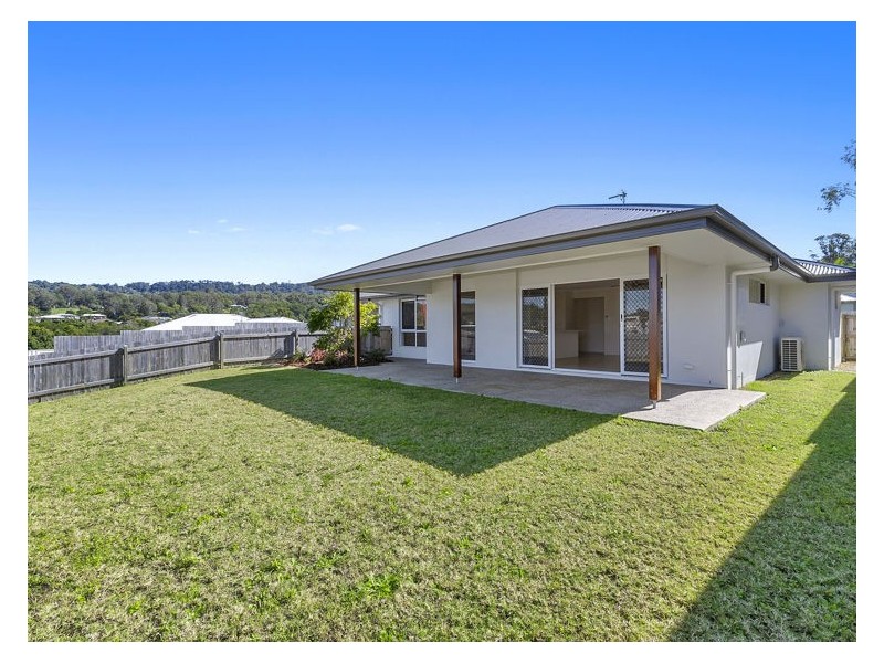 6 Bowerbird Avenue, Burnside QLD 4560