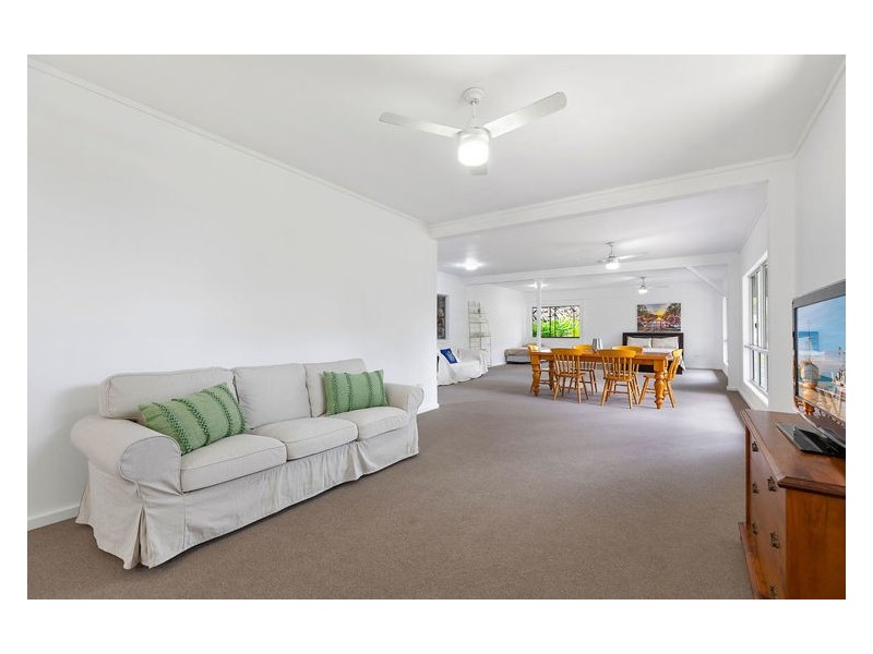 120-126 Panorama Drive, Rosemount QLD 4560