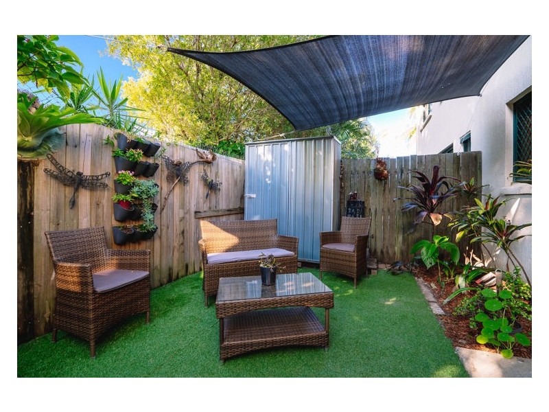 3/32 Lows Dr, Pacific Paradise QLD 4564