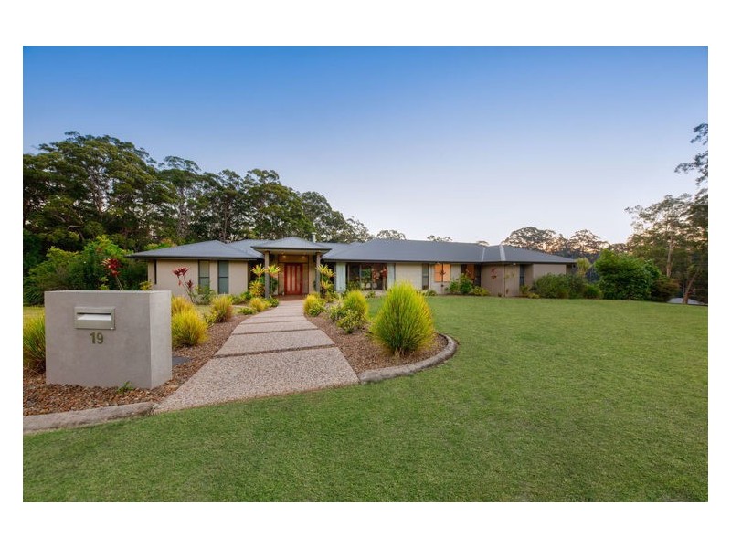 19 Fernhill Place, Diddillibah QLD 4559