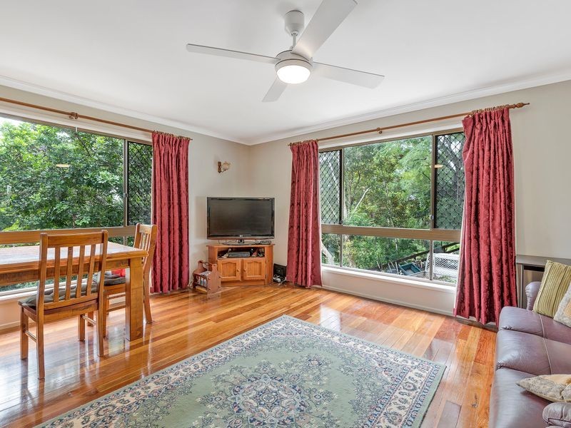 235 Panorama Drive, Rosemount QLD 4560