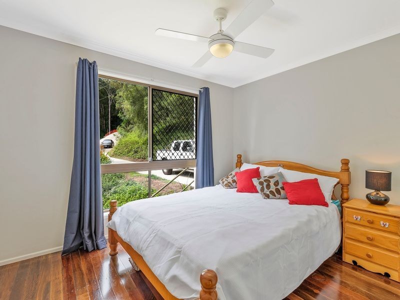 235 Panorama Drive, Rosemount QLD 4560