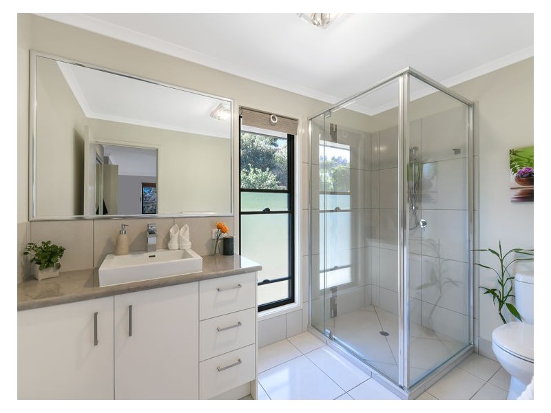 19-21 James Whalley Drive, Burnside QLD 4560