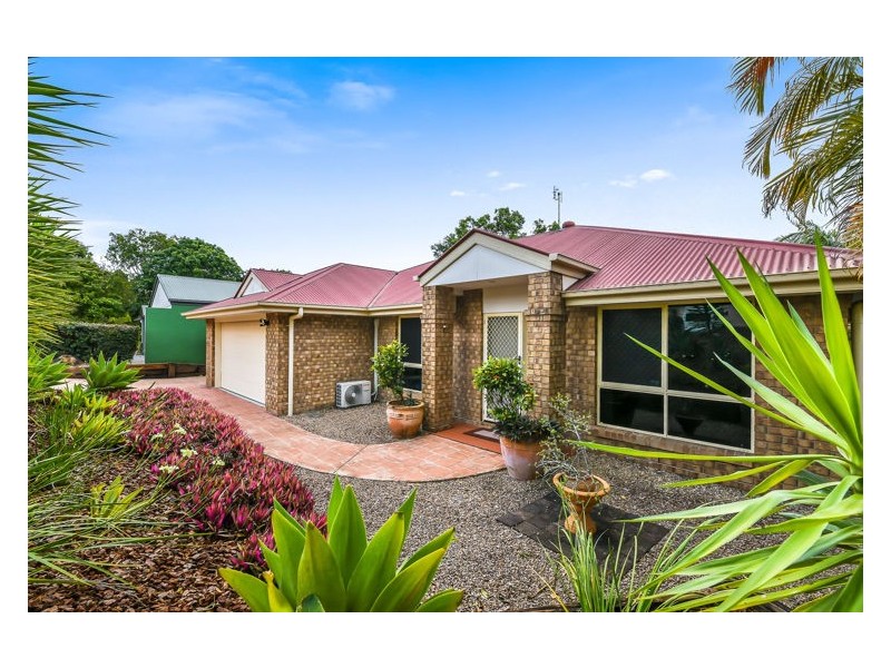 20 Robertson Dr, Burnside QLD 4560
