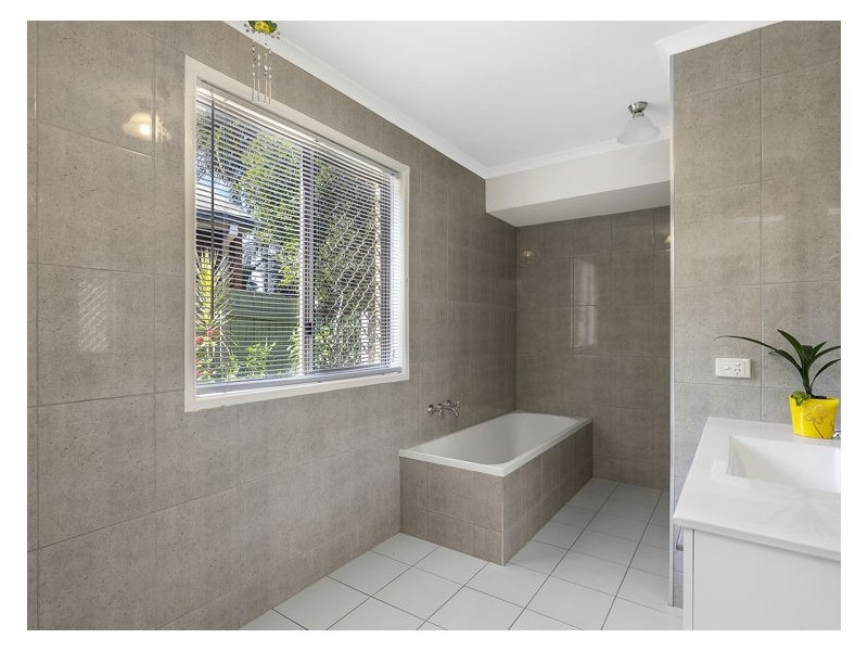 45 Elkhorn Street, Kuluin QLD 4558