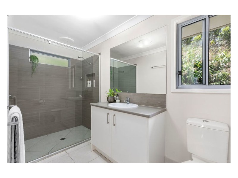 33 Patrick King Drive, Burnside QLD 4560