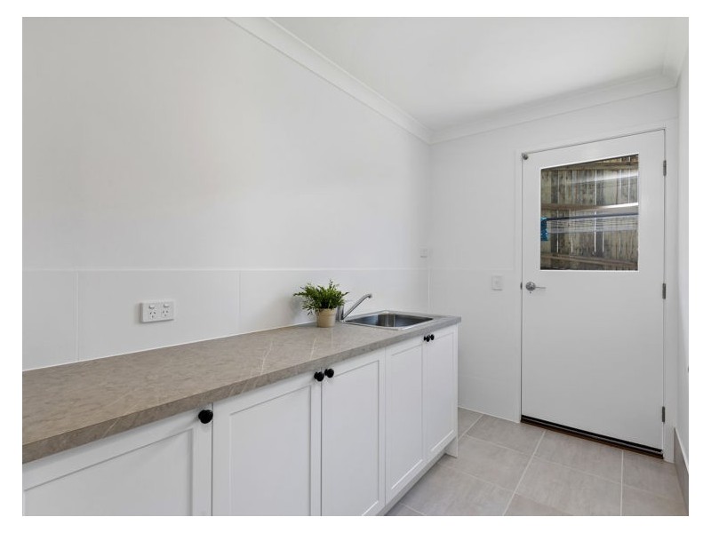 40 Altitude Drive, Burnside QLD 4560