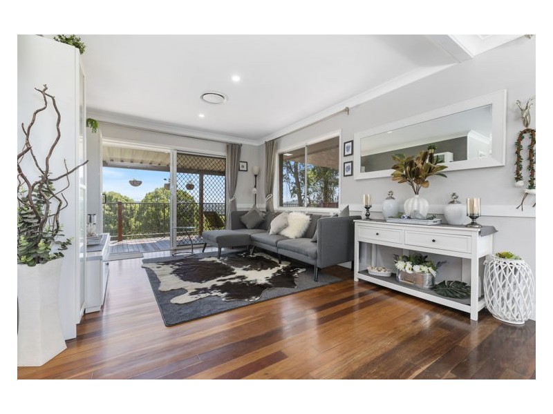 25 Cobbs Road, Woombye QLD 4559