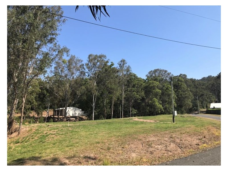 7 Ninderry Slopes Road, Valdora QLD 4561