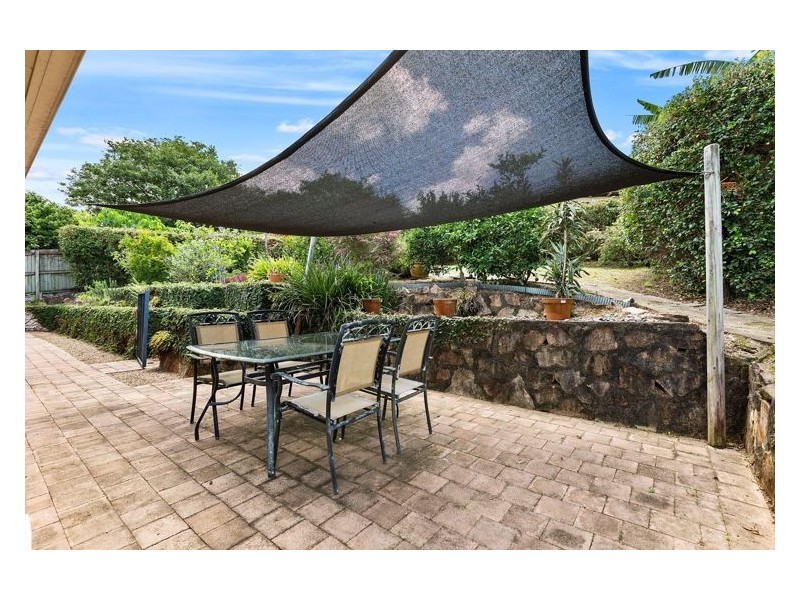 4 Cunningham Crescent, Nambour QLD 4560
