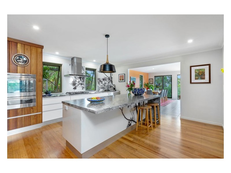 242 Upper Rosemount Road, Rosemount QLD 4560