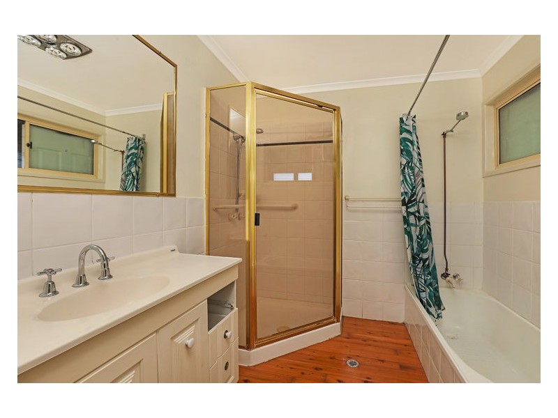 2 Vincent Drive, Nambour QLD 4560