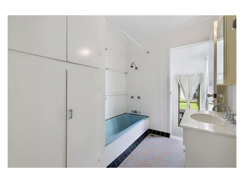 33 Fairmeadow Road, Nambour QLD 4560