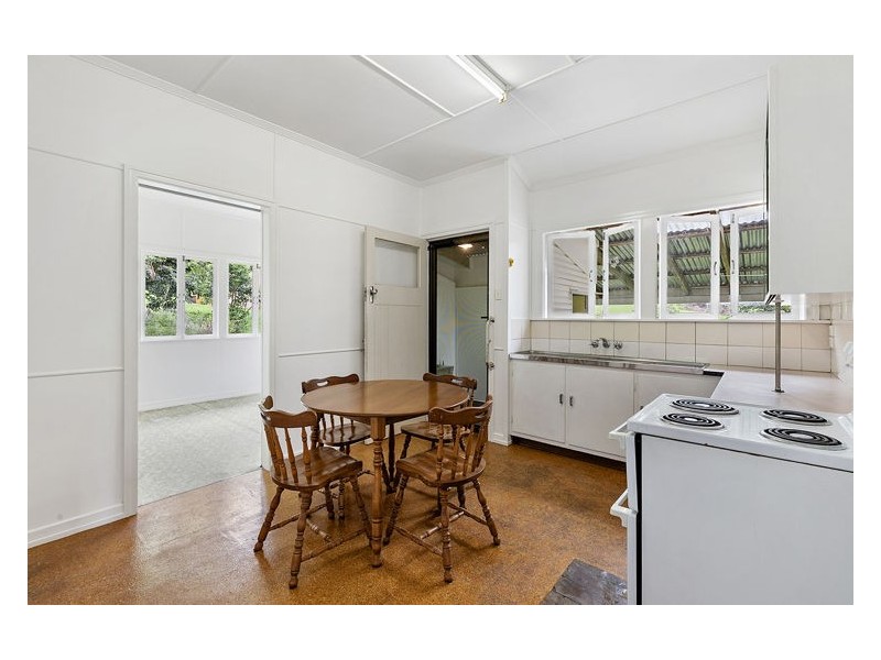 33 Fairmeadow Road, Nambour QLD 4560