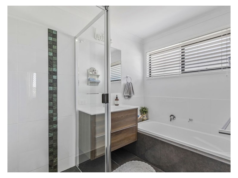 44 Patrick King Drive, Burnside QLD 4560