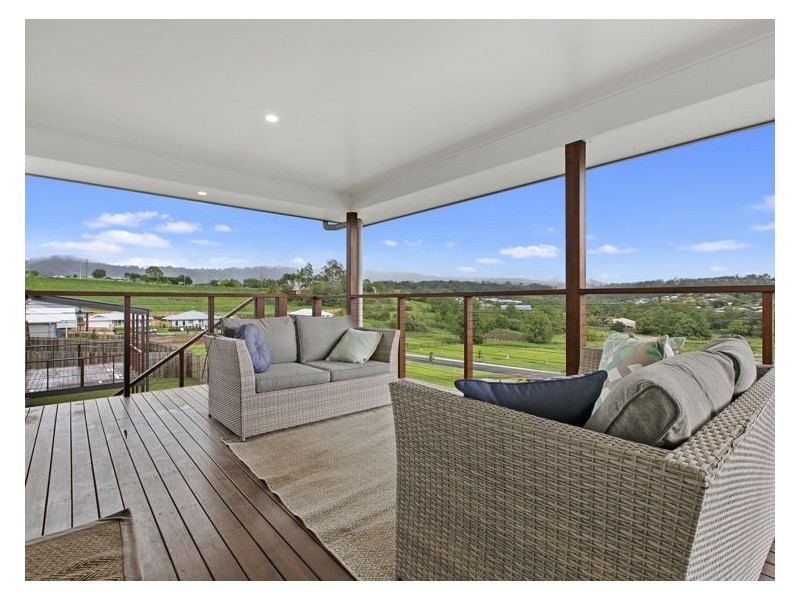 49 Altitude Drive, Burnside QLD 4560