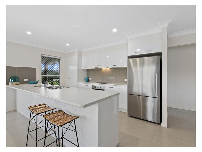 49 Altitude Drive, Burnside QLD 4560