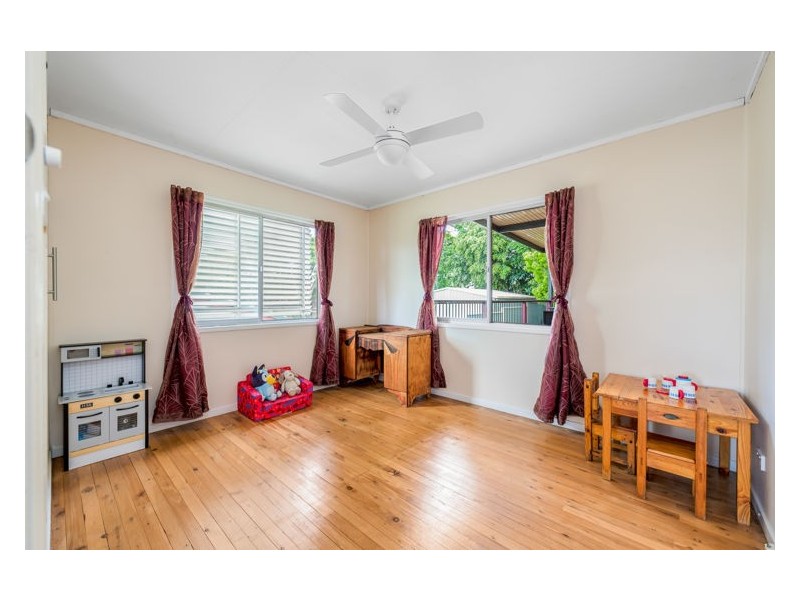 16 Norman Avenue, Nambour QLD 4560