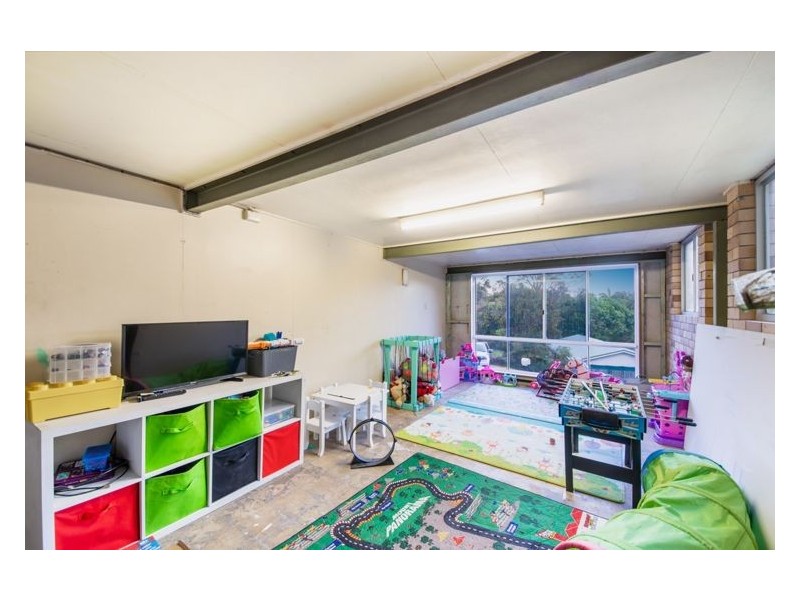 5 Loparo Court, Nambour QLD 4560