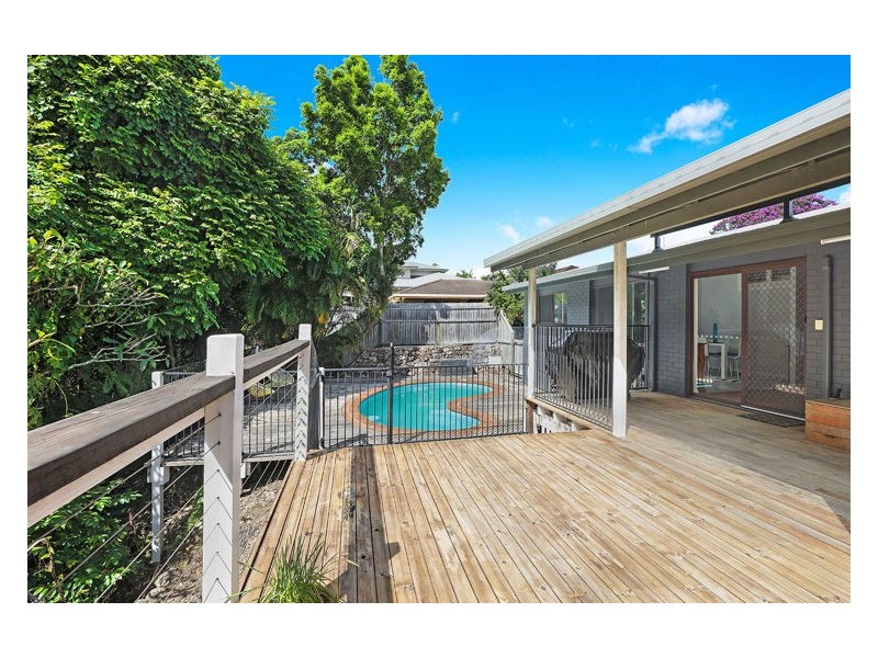 19 Spring Myrtle Avenue, Nambour QLD 4560