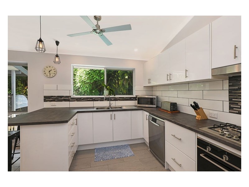 19 Spring Myrtle Avenue, Nambour QLD 4560