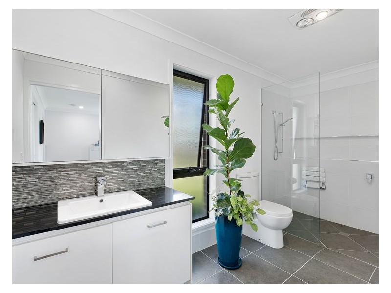 5a Bli Bli Road, Bli Bli QLD 4560