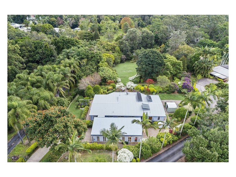 5 Jennifer Court, Palmwoods QLD 4555