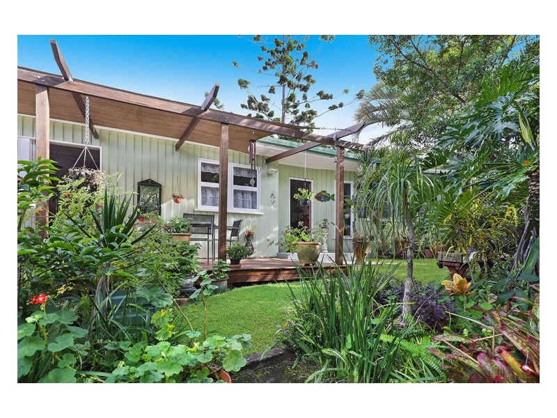 6 Parsons Street, Nambour QLD 4560