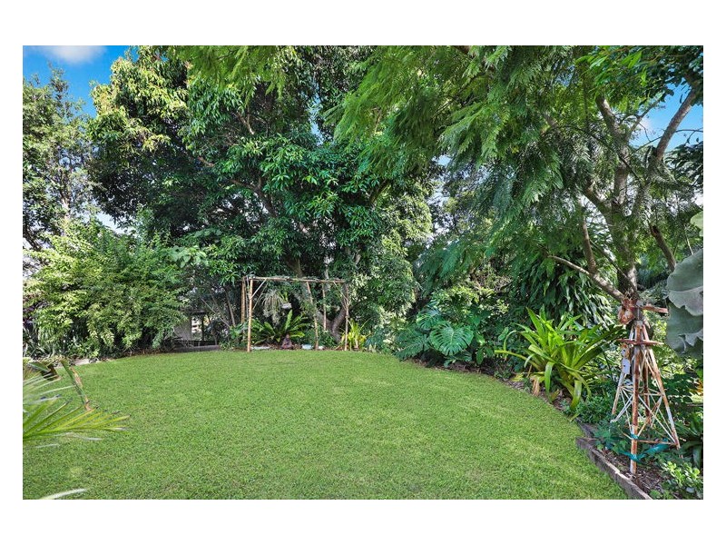 6 Parsons Street, Nambour QLD 4560