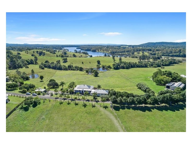 23 Grevillea Lane, Lake Macdonald QLD 4563