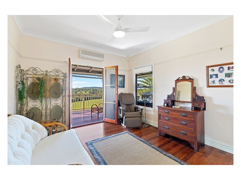 23 Grevillea Lane, Lake Macdonald QLD 4563