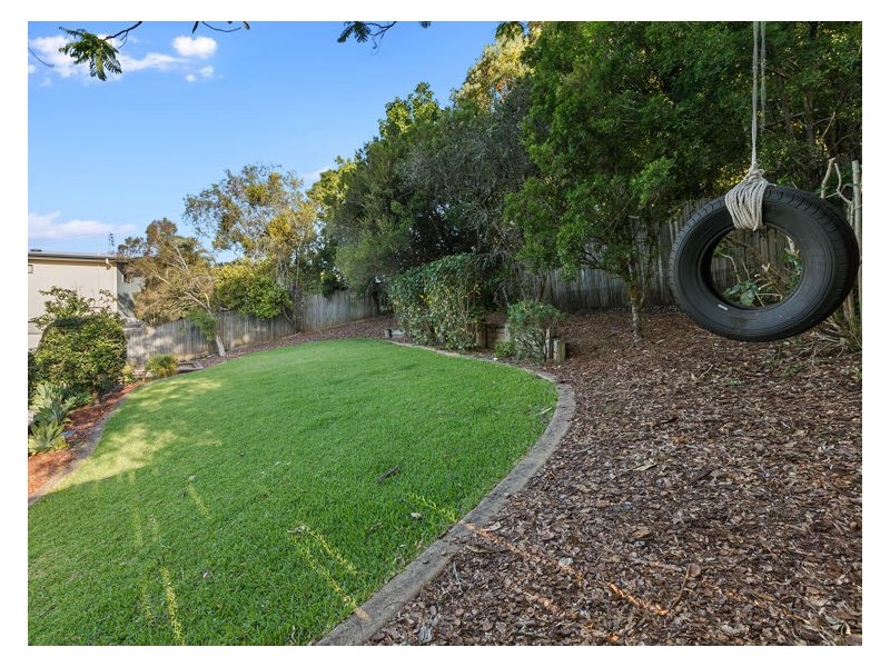 8 Yvonne Street, Highworth QLD 4560