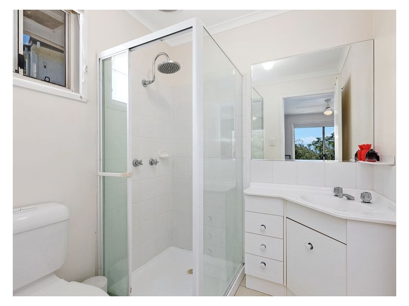 8 Yvonne Street, Highworth QLD 4560