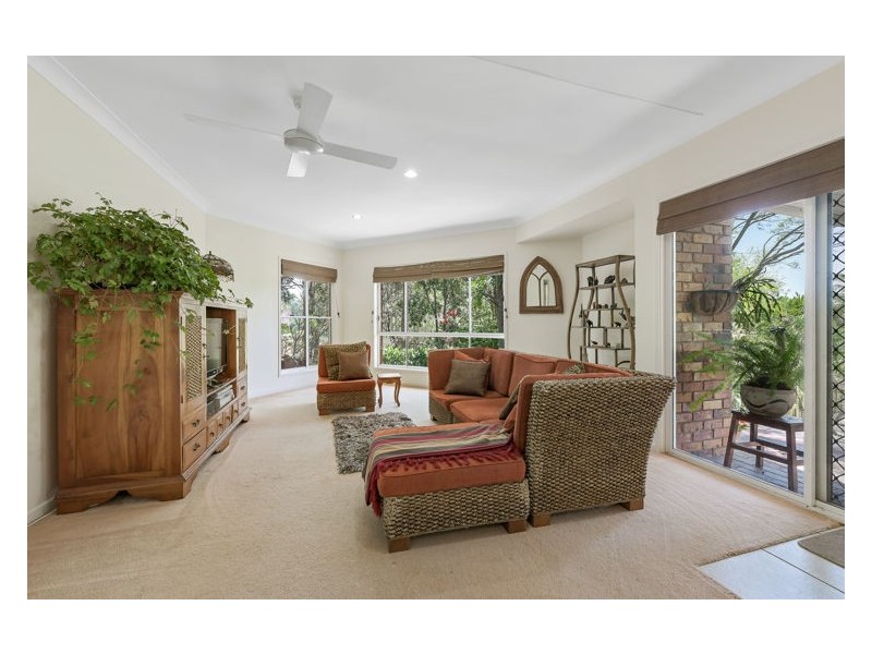 24 Thomas Crescent, Nambour QLD 4560