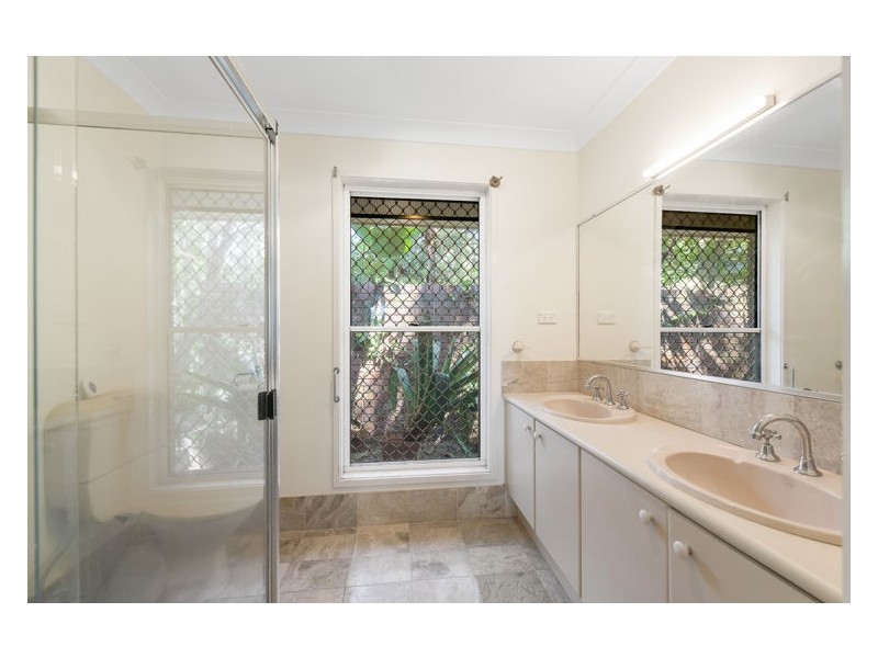 24 Thomas Crescent, Nambour QLD 4560