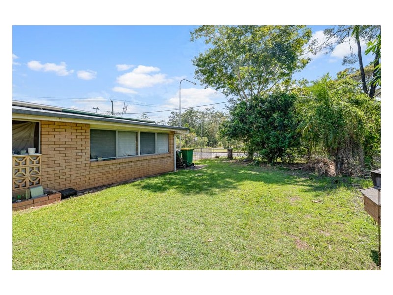 79 Beerwah Parade, Beerwah QLD 4519