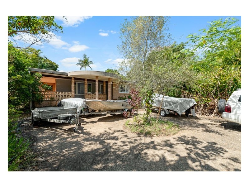 79 Beerwah Parade, Beerwah QLD 4519