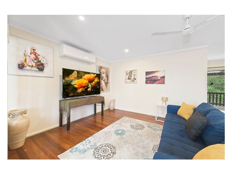 8 Campbell Close, Nambour QLD 4560