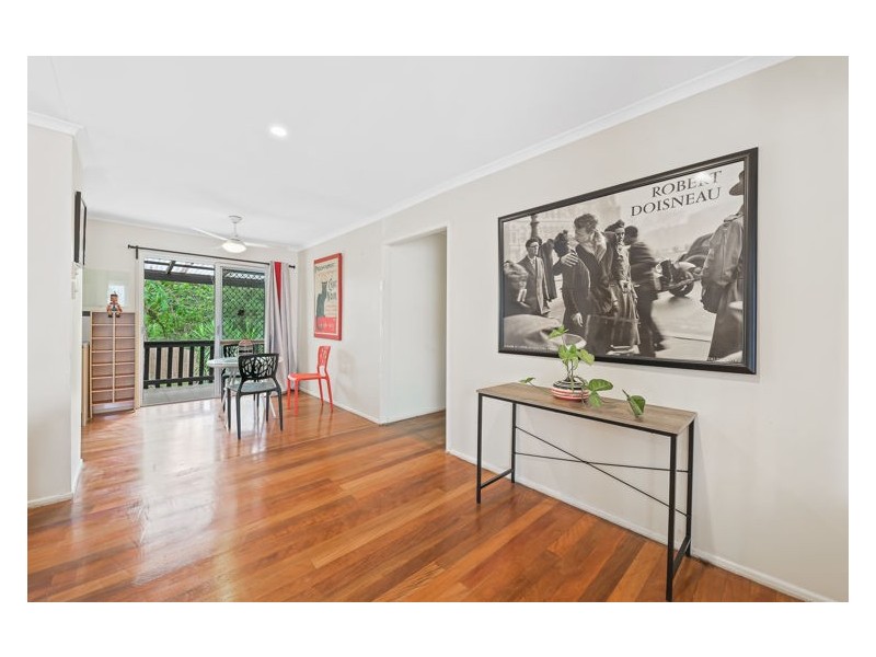 8 Campbell Close, Nambour QLD 4560