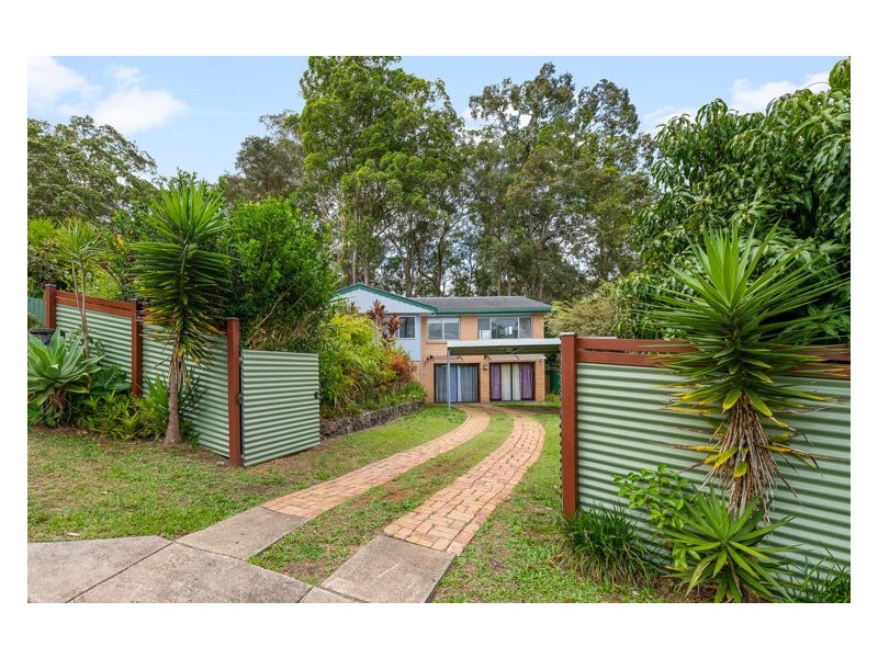 8 Campbell Close, Nambour QLD 4560